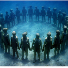 Jason DeCaires> Pop Artist Graffiti Street Artworks
