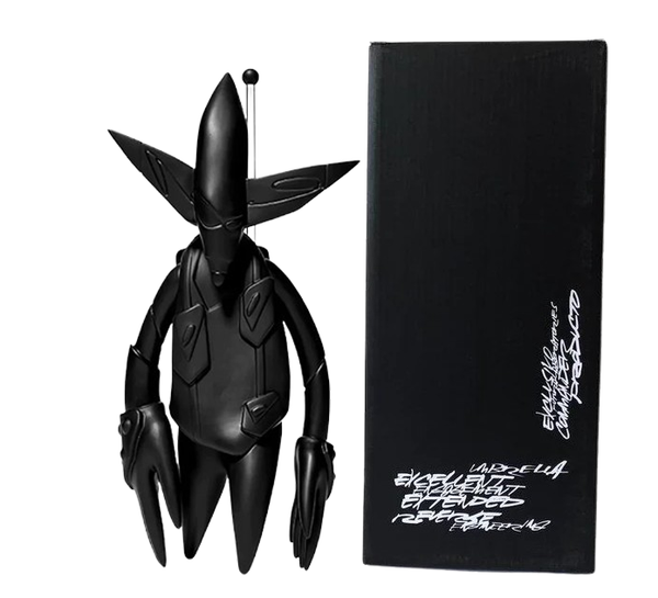 FUTURA 2000 Johnny 10 Vinyl Art Figure RARE BLACK AND WHITE!!! PopLife New FUTURA 2000 Johnny 10 Vinyl Art Figure RARE BLACK AND WHITE!!! PopLife New