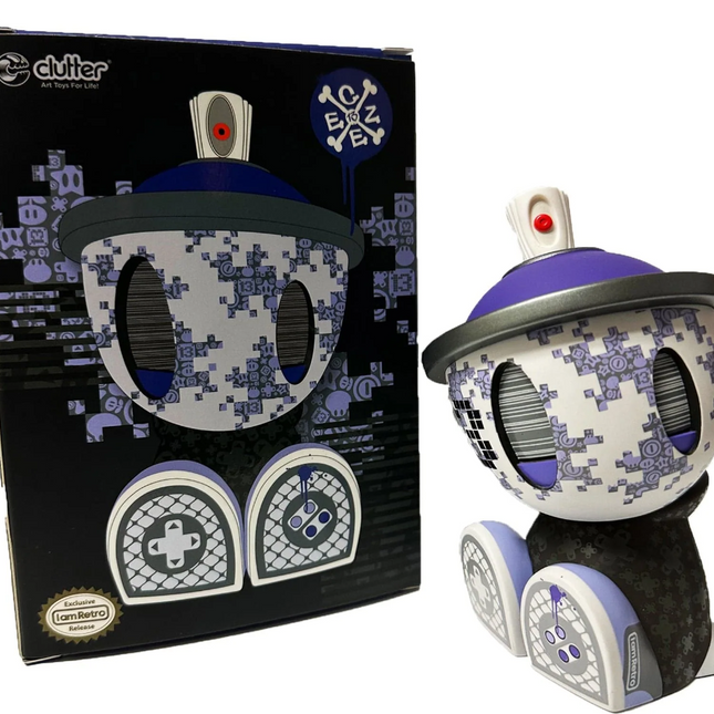 IamRetroBot Canbot Canz Art Toy by IamRetro x Clutter x Czee13