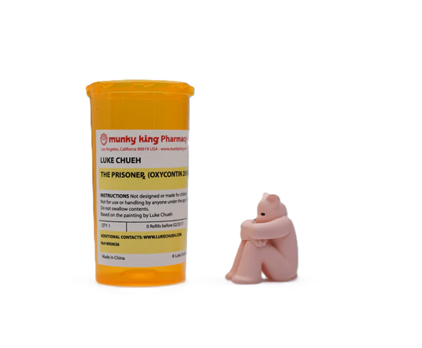 Oxycontin, l'ours prisonnier de la drogue, figurine artistique par Luke Chueh