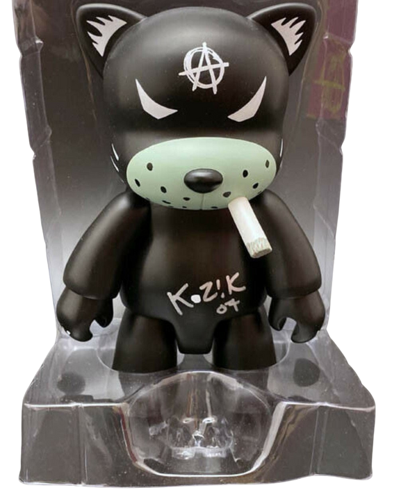 Strangekiss Anarchy Black Cat Qee Art Toy by Frank Kozik