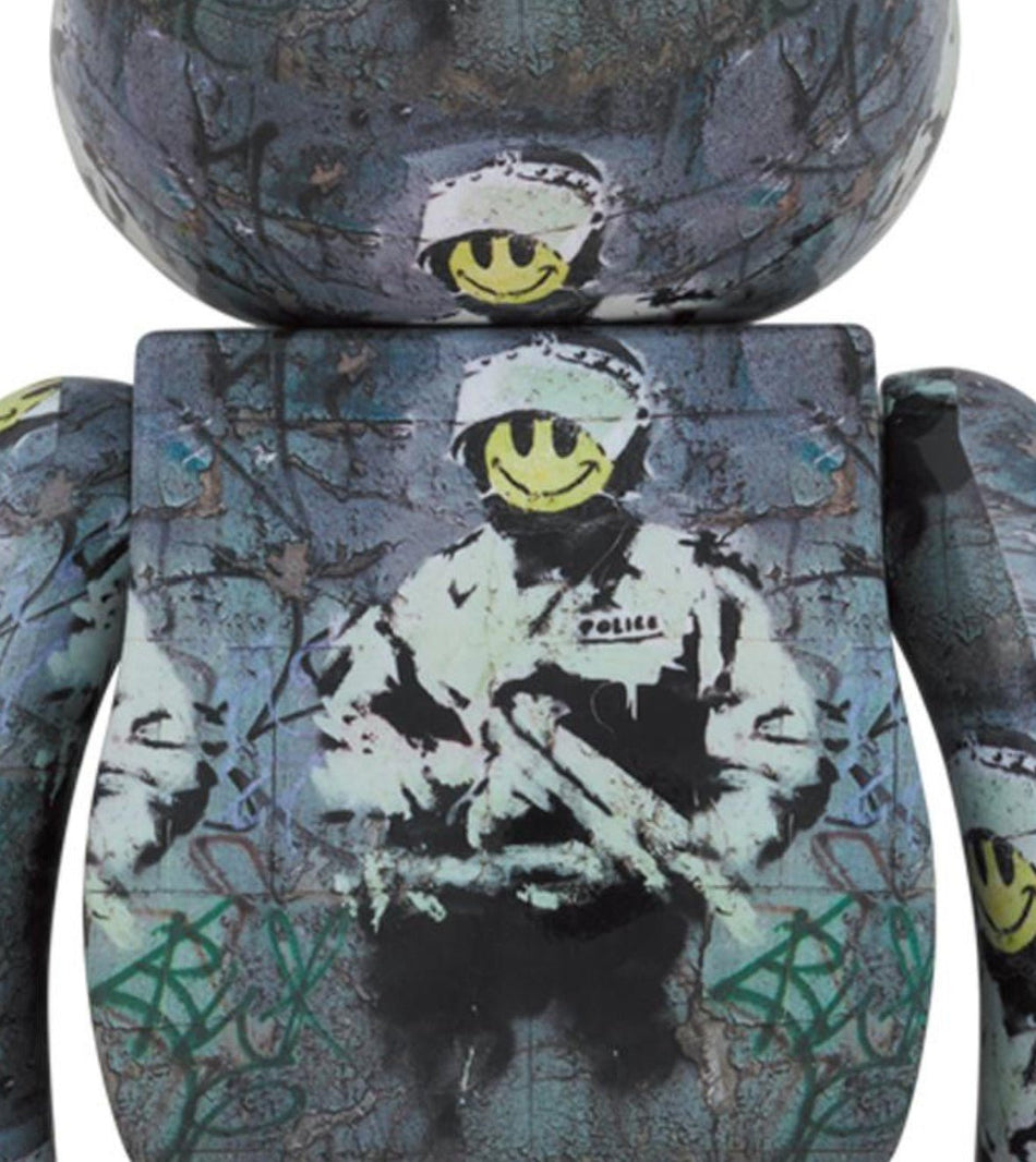 Bearbrick - BANKSY « Riot Cop » 1000%. Éditions Medicom Toy Bearbrick - BANKSY « Riot Cop » 1000%. Éditions Medicom Toy