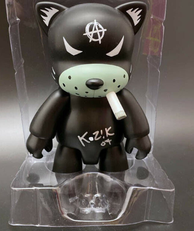 Strangekiss Anarchy Black Cat Qee Art Toy by Frank Kozik
